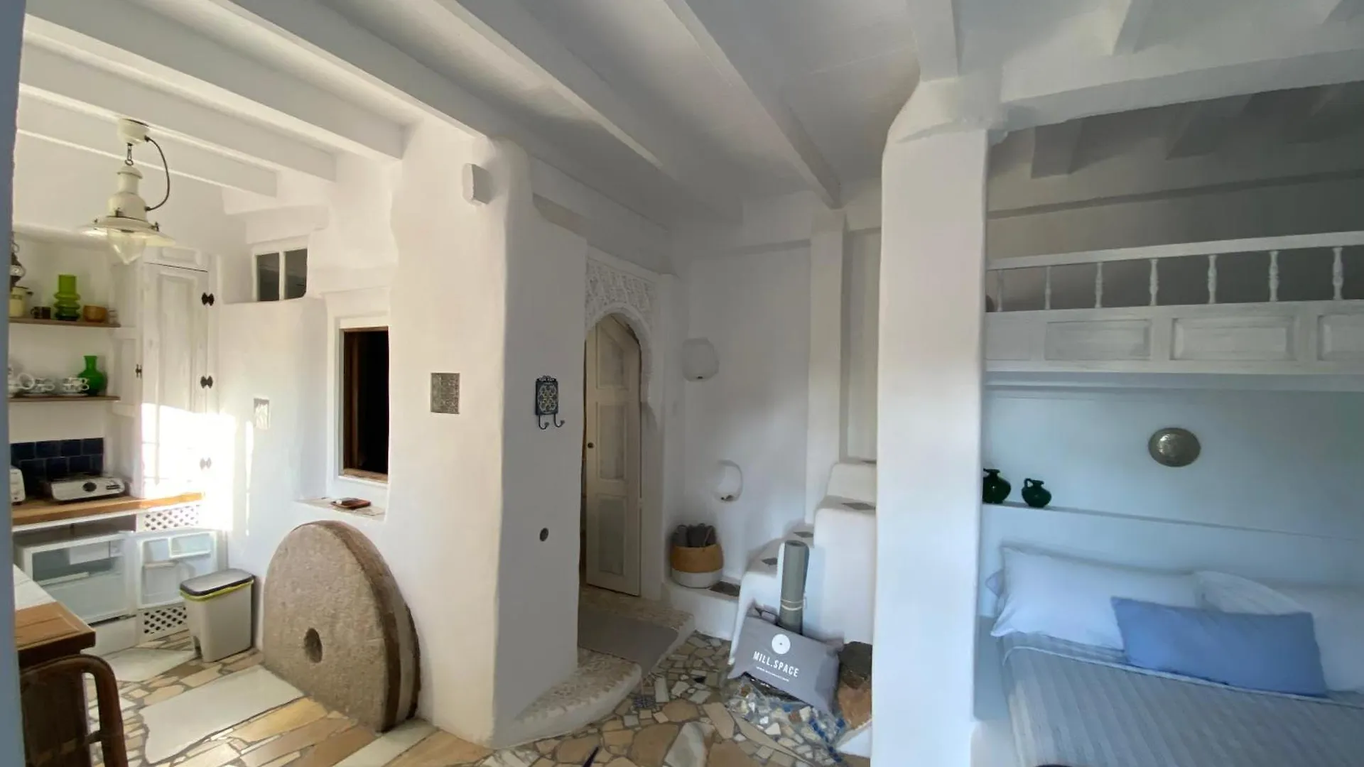 Mill.Space Carboneras Guest house